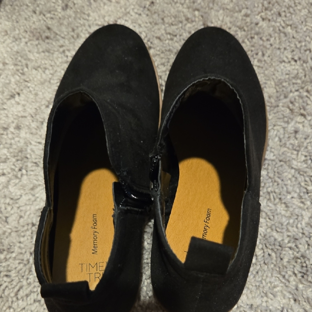 Time and Tru Black Heeled Boots